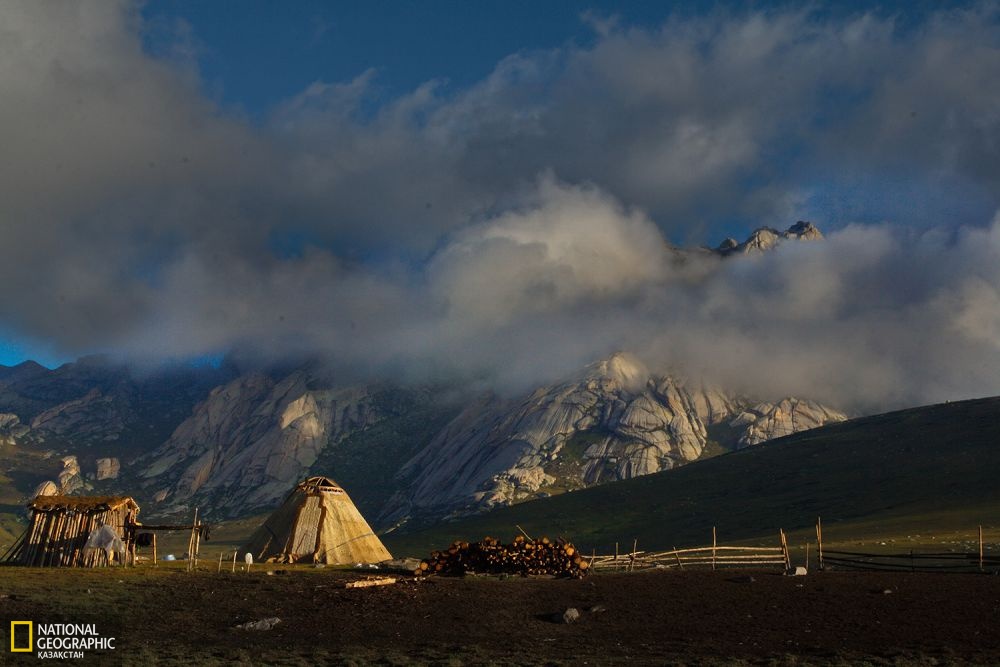 Бурылтоғай ауданының Сұртас жайлауы.